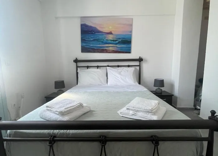 Aliki's Apartmán Vóthon